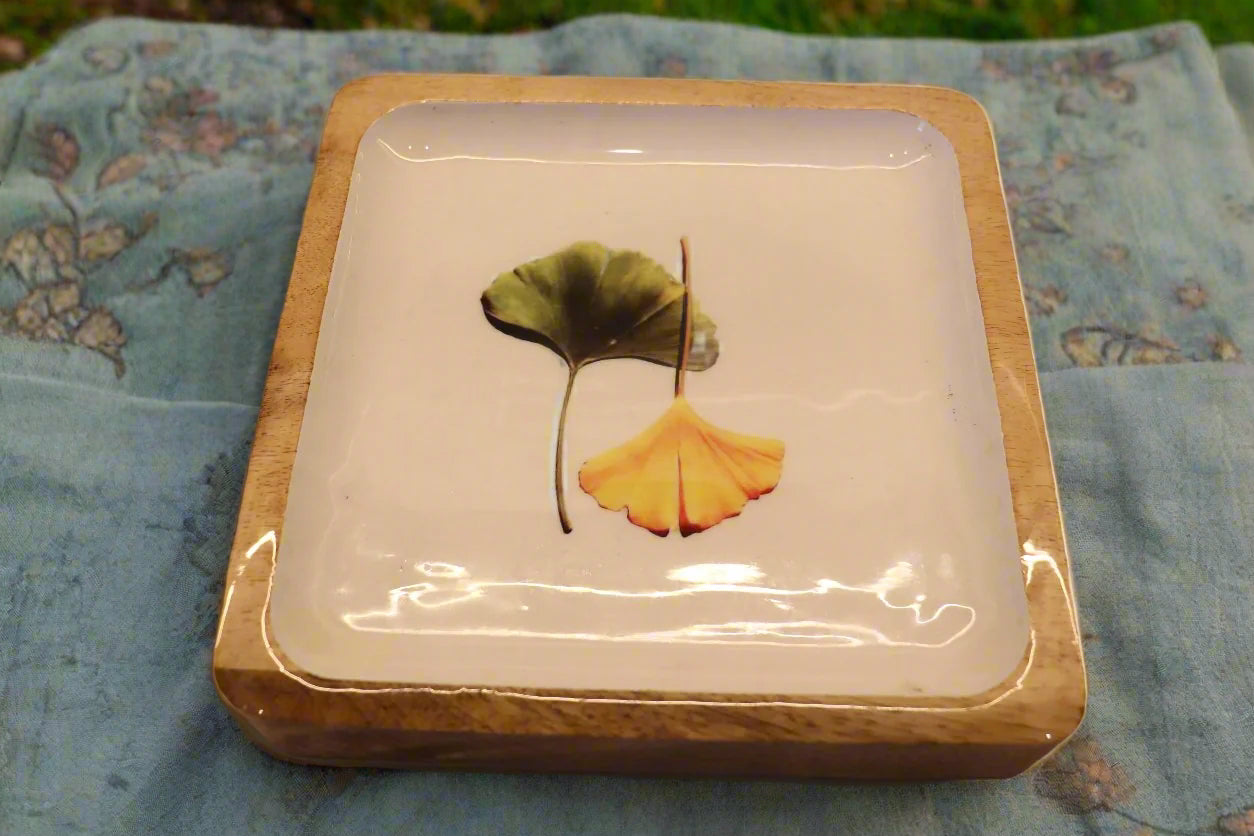 Ginkgo Patterned Wooden Chunky Square Platter