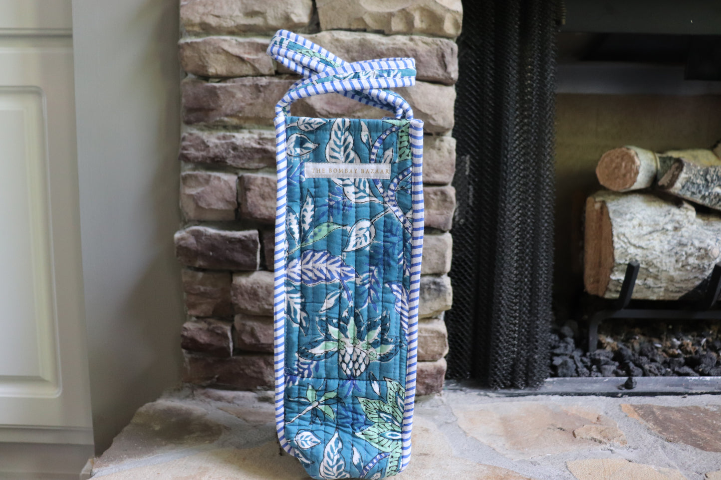 Pura Vida Quilted Block Print Wine Tote Bag - Reusable, Handmade Hostess Gift, Holiday Gift Bag